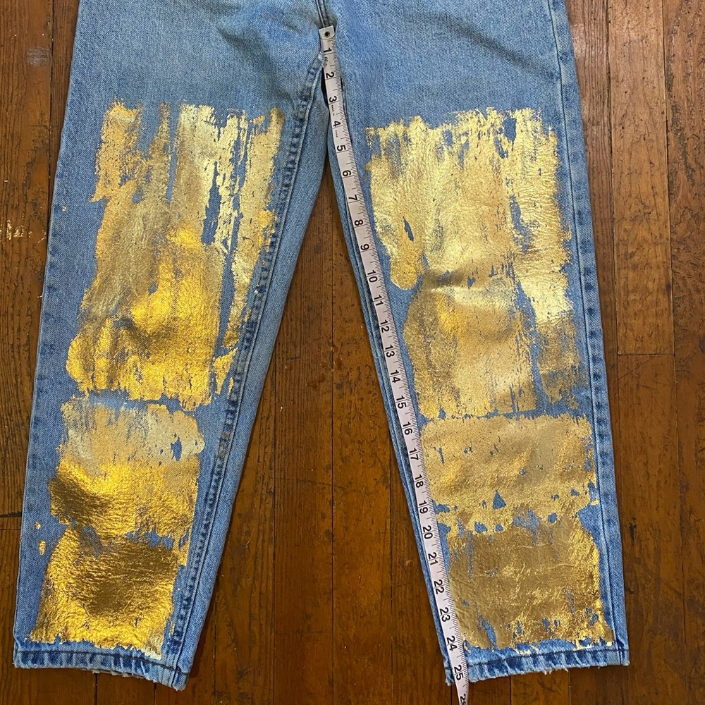 Distressed Metallic Coated Denim Jeans - Picture 6 of 8